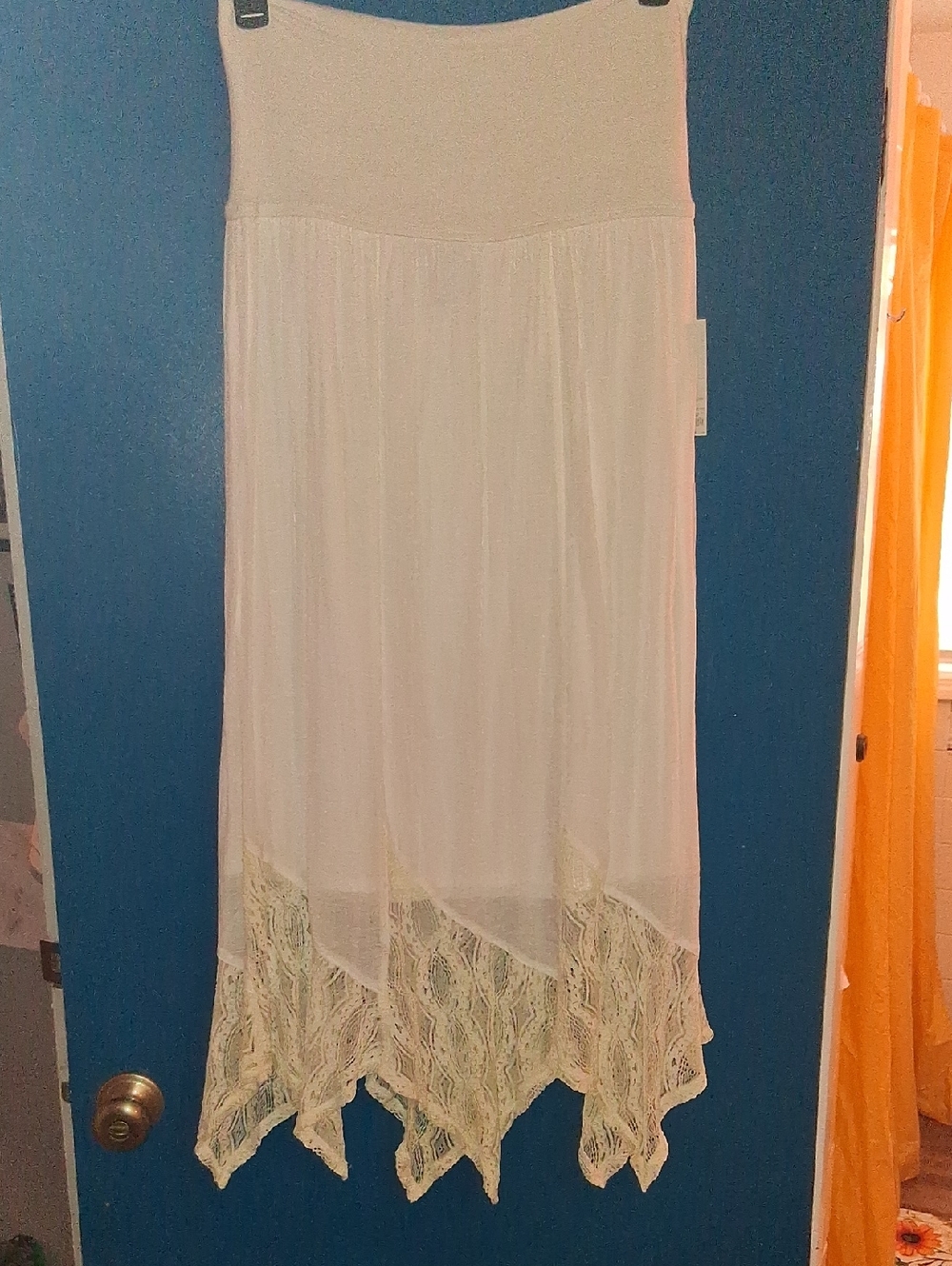 Kohl's White Textured Maxi Skirt with Lace Detail
